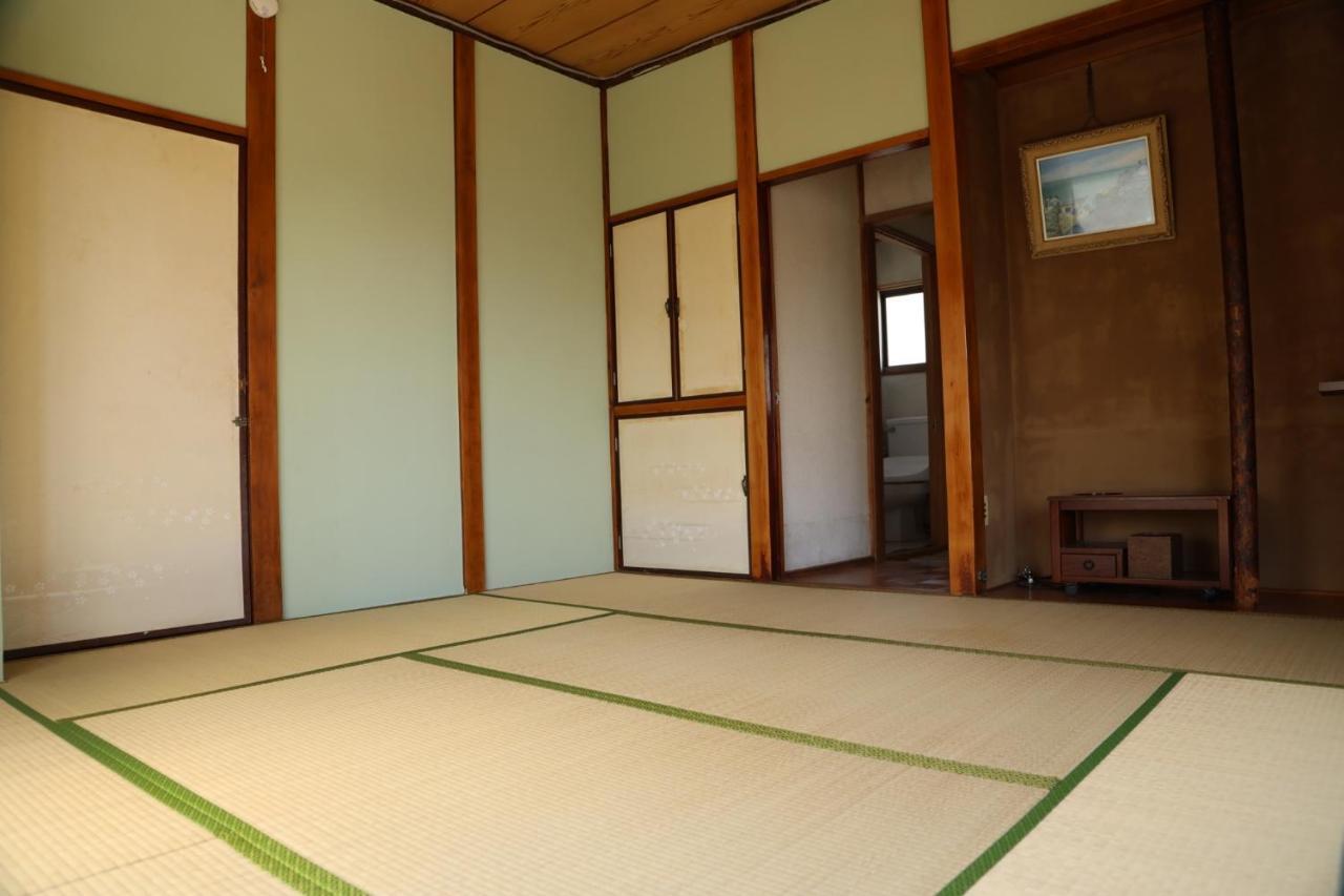 Guesthouse Nishihara Atami  Exterior photo